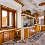 Daire Casa Raffaela With Terrace By Wonderful Italy *