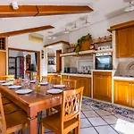 Casa Raffaela With Terrace By Wonderful Italy