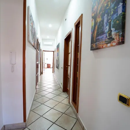 Appartamento Casa Raffaela With Terrace By Wonderful Italy *