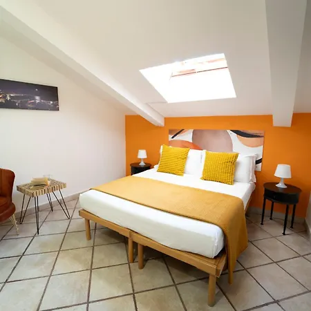 Appartamento Casa Raffaela With Terrace By Wonderful Italy