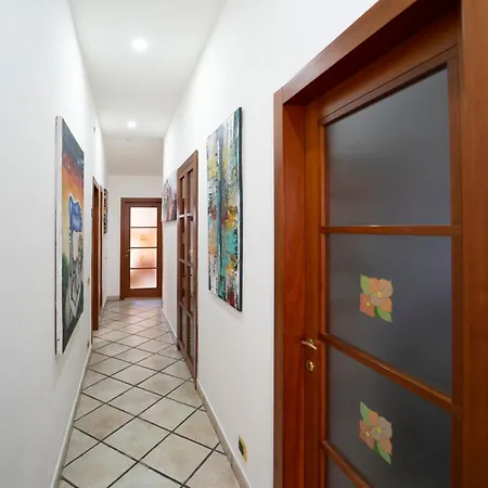 Appartamento Casa Raffaela With Terrace By Wonderful Italy Napoli