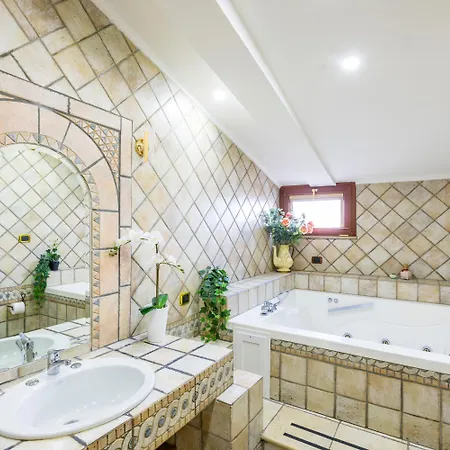 Casa Raffaela With Terrace By Wonderful Italy Napoli