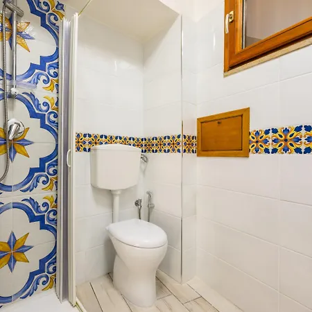 Casa Raffaela With Terrace By Wonderful Italy Appartamento *