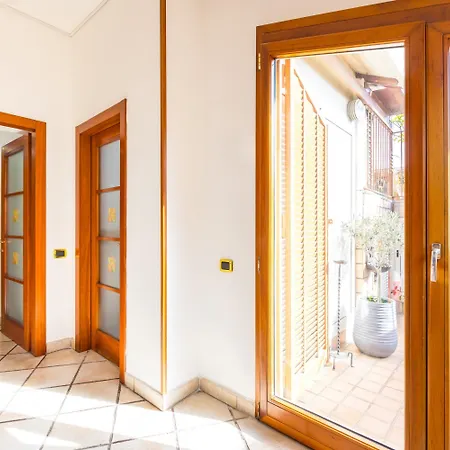 Casa Raffaela With Terrace By Wonderful Italy