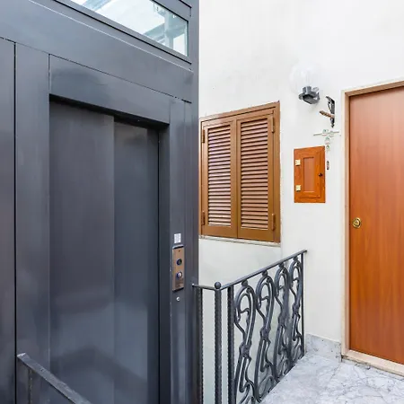 Casa Raffaela With Terrace By Wonderful Italy Appartamento Napoli
