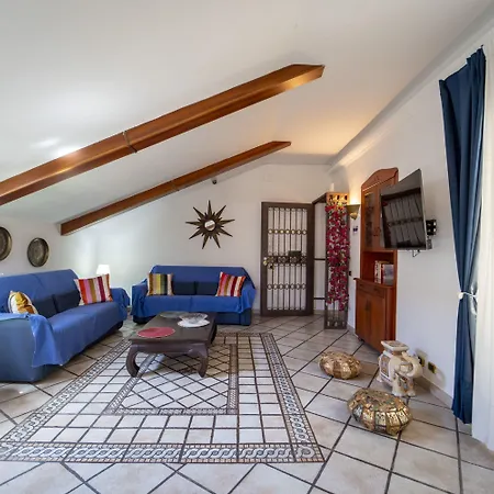 Casa Raffaela With Terrace By Wonderful Italy Naples