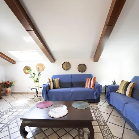 Apartment Casa Raffaela With Terrace By Wonderful Italy *