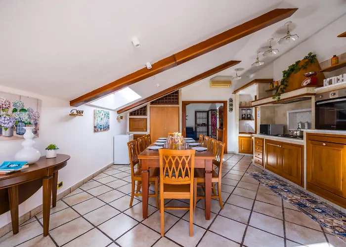 Casa Raffaela With Terrace By Wonderful Italy