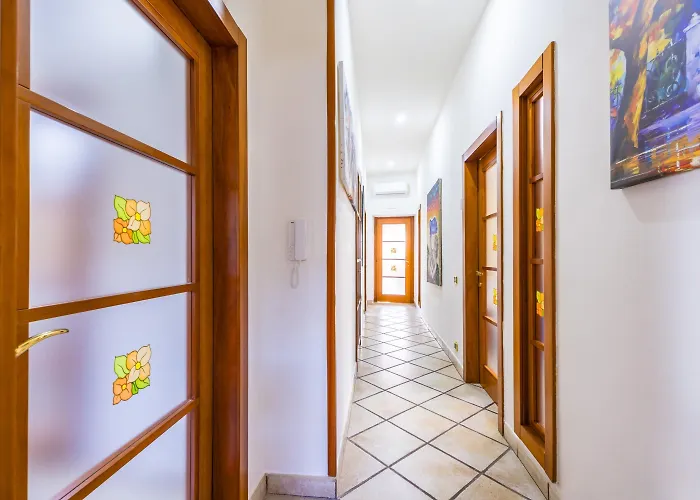 Casa Raffaela With Terrace By Wonderful Italy Appartement Naples